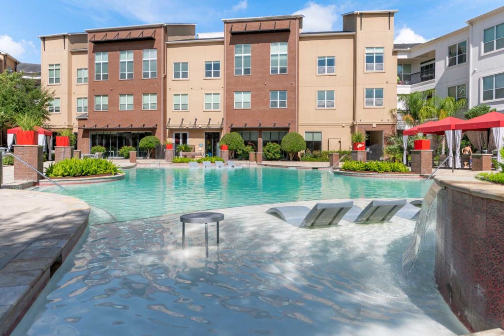 Domain on the Parkway Apartments; one two three bedroom apartments homes for rent pet friendly in west Houston near Energy Corridor